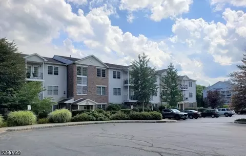 58 Mountainview Ct #58, Riverdale, NJ 07457