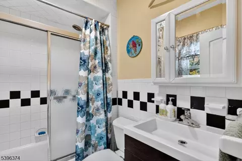 812 E 6th St, Plainfield, NJ 07062 photo 13