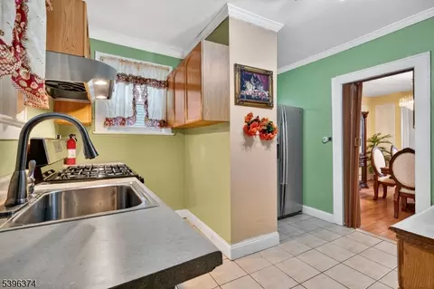 812 E 6th St, Plainfield, NJ 07062 photo 10