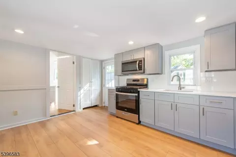 98 Main St, Netcong, NJ 07857 photo 6