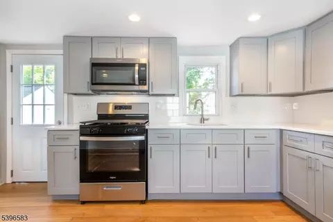 98 Main St, Netcong, NJ 07857 photo 5