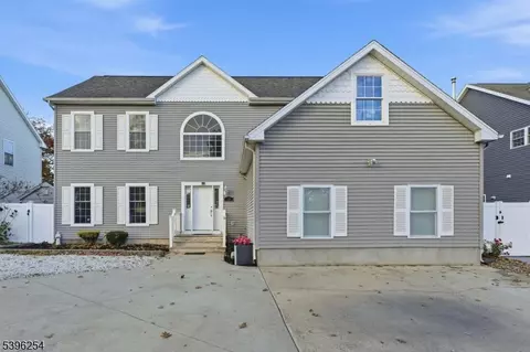 110 Kettle Creek Rd, Toms River, NJ 08753