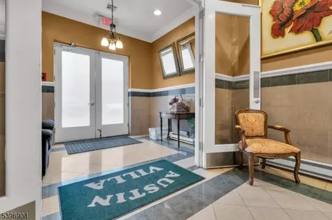 30 Austin St #303, Newark, NJ 07114