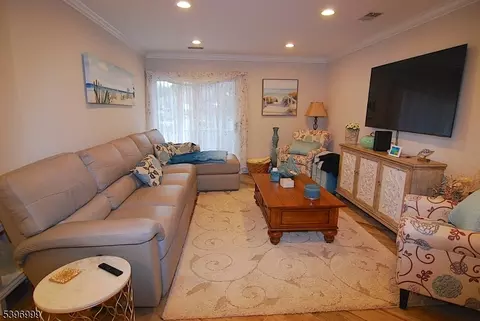 48 Commonwealth Dr Ondo, Basking Ridge, NJ 07920 photo 5