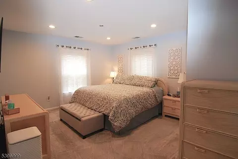 48 Commonwealth Dr Ondo, Basking Ridge, NJ 07920 photo 11