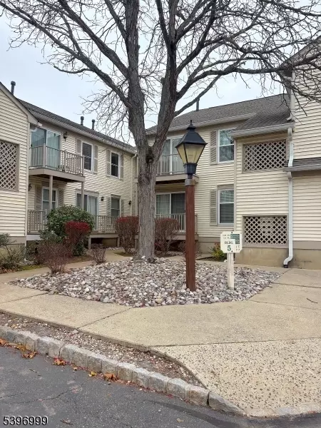 48 Commonwealth Dr Ondo, Basking Ridge, NJ 07920