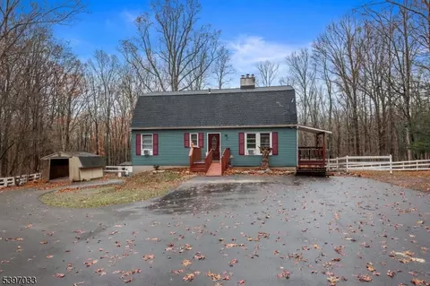 43 Meyers Rd, Montague, NJ 07827