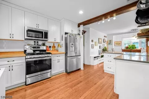 43 Washington Ave, Leonardo, NJ 07737 photo 14