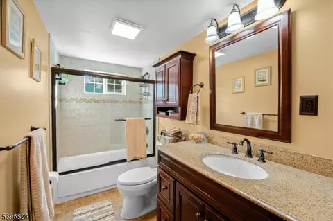 43 Washington Ave, Leonardo, NJ 07737 photo 18