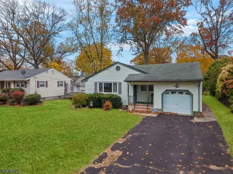 1620 Quincy St, Piscataway, NJ 08854
