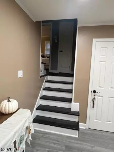 506 Melrose Ave, Middlesex, NJ 08846 photo 7