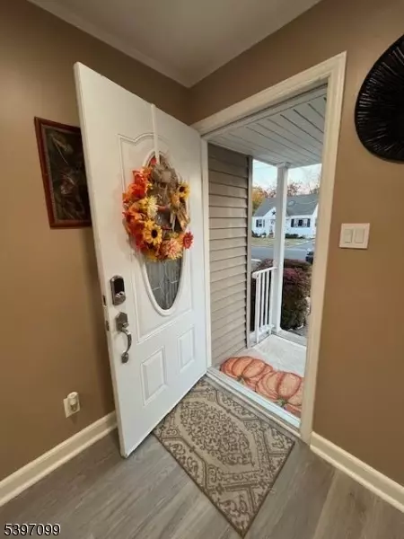 506 Melrose Ave, Middlesex, NJ 08846 photo 5
