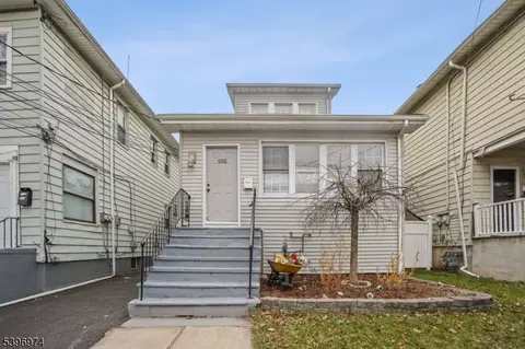 1202 Warren St, Roselle, NJ 07203