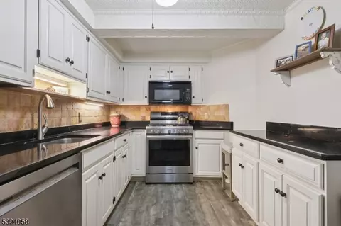 19 Warner Ave, Springfield, NJ 07081 photo 9