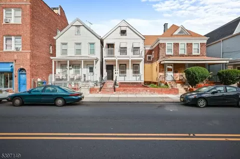 206 Market St, Perth Amboy, NJ 08861