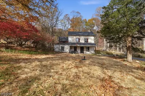 358 Fairview Ave, Long Valley, NJ 07853