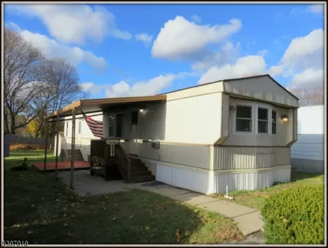 46 Orchard St UNIT 2, Newton, NJ 07860