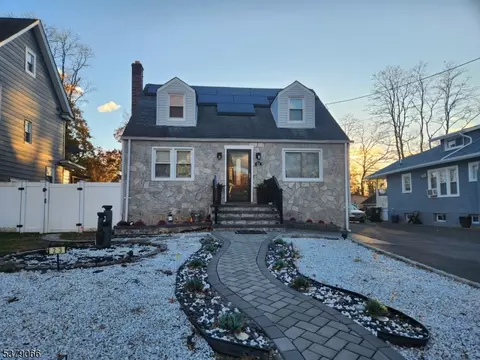 21 Berkeley Ter, Plainfield, NJ 07062