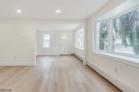 63 Merriam Ave, Newton, NJ 07860
