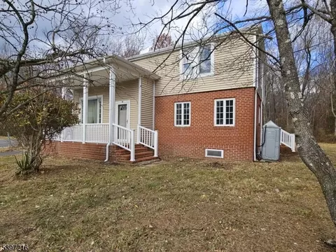 300 Rock Rd, Lambertville, NJ 08530