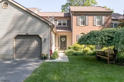 41 Killdeer Pl, Hackettstown, NJ 07840