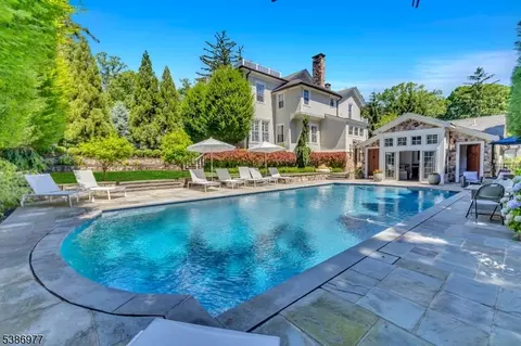 65 S Mountain Ave, Montclair, NJ 07042