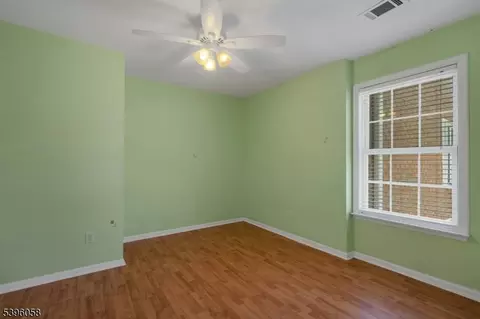 32 Berkeley Sq, Berkeley Heights, NJ 07922 photo 17