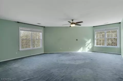 32 Berkeley Sq, Berkeley Heights, NJ 07922 photo 19
