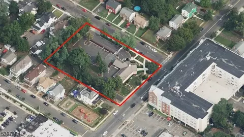335 E Front St, Plainfield, NJ 07060 photo 2