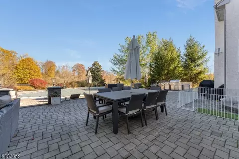 Exterior - 16 Perry Rd, Annandale, NJ 08801 photo 4 of 7