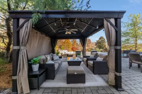 Exterior - 16 Perry Rd, Annandale, NJ 08801 photo 6 of 7