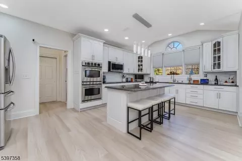 Kitchen - 16 Perry Rd, Annandale, NJ 08801 photo 3 of 3