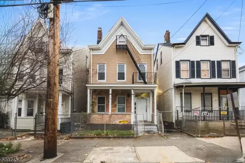 282 Hamilton Ave, Paterson, NJ 07501