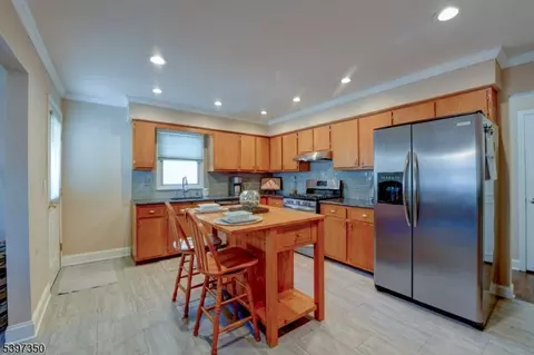 2269 Copper Hill Dr, Union, NJ 07083 photo 7