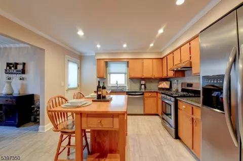 2269 Copper Hill Dr, Union, NJ 07083 photo 8