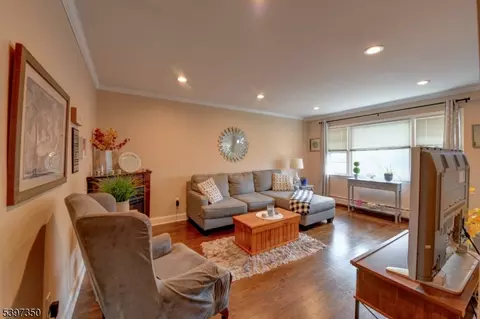 2269 Copper Hill Dr, Union, NJ 07083 photo 3