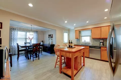 2269 Copper Hill Dr, Union, NJ 07083 photo 9