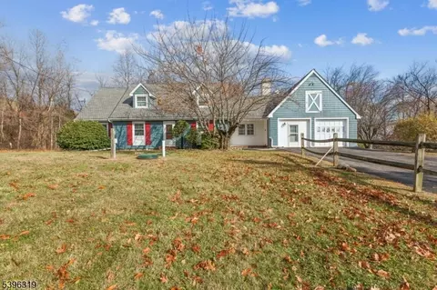 110 Old Turnpike Rd, Tewksbury Twp, NJ 07830