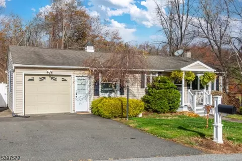2 Tomahawk Trl, Wantage, NJ 07461 photo 2