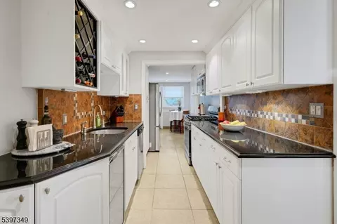 41 Middle Ave # A, Summit, NJ 07901 photo 4