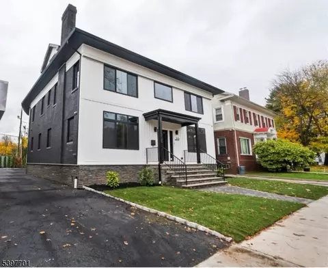 33 Randolph Pl, Newark, NJ 07108