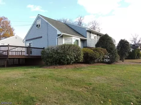 52 Greenbrook Rd, Middlesex, NJ 08846 photo 5