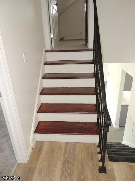 52 Greenbrook Rd, Middlesex, NJ 08846 photo 29