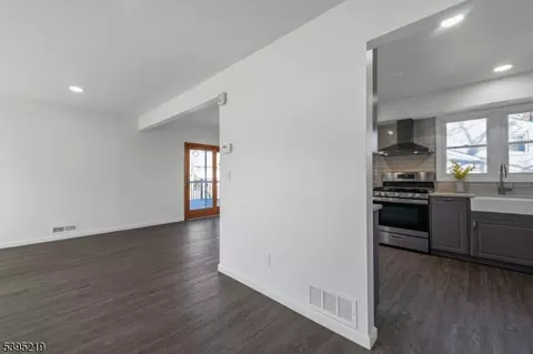 52 Greenbrook Rd, Middlesex, NJ 08846 photo 27