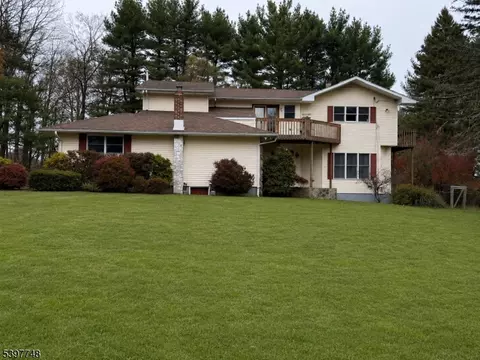 53 Jacobs Rd, Rockaway Twp, NJ 07866