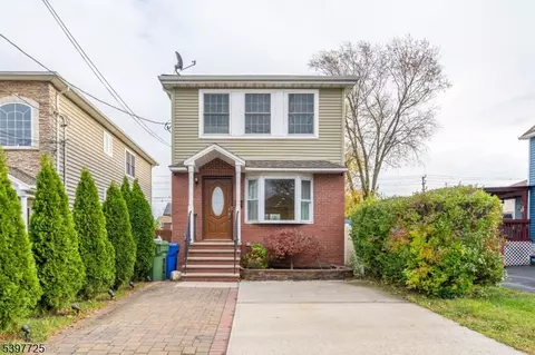 226 Pennsylvania Railroad Ave, Linden, NJ 07036