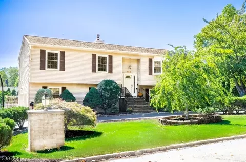 159 Ball Ave, Parsippany, NJ 07054
