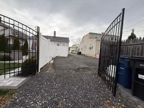 1434 E 2nd St, Plainfield, NJ 07062 photo 18