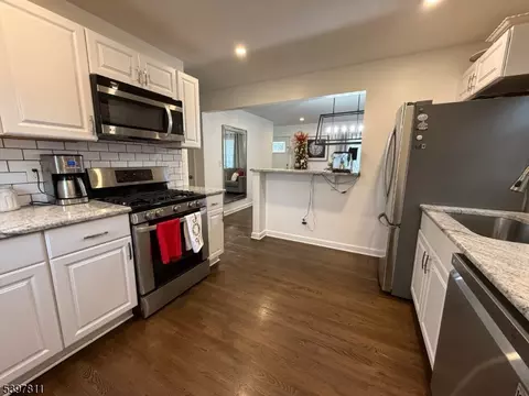 1434 E 2nd St, Plainfield, NJ 07062 photo 4