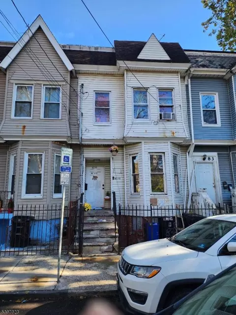 83 12 Garside St, Newark, NJ 07104